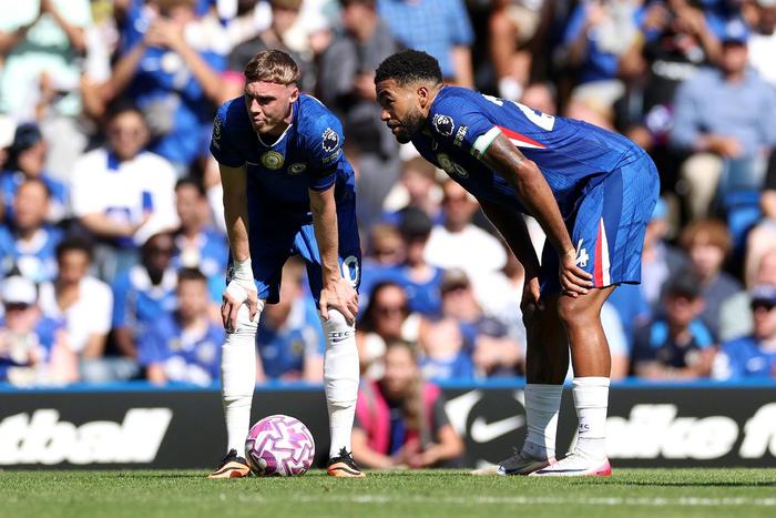 华体会体育-切尔西绝杀巴黎圣日耳曼，范戴克扑点救主英超的简单介绍  第2张