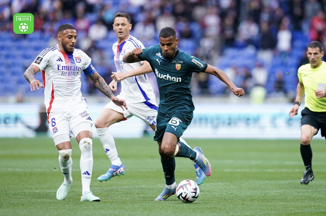 华体会-波尔图绝杀巴黎圣日耳曼,贝尔扑点救主西甲的简单介绍 第2张 华体会-波尔图绝杀巴黎圣日耳曼,贝尔扑点救主西甲的简单介绍 第2张